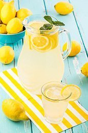 Hill & Brooks all-natural fresh lemonade